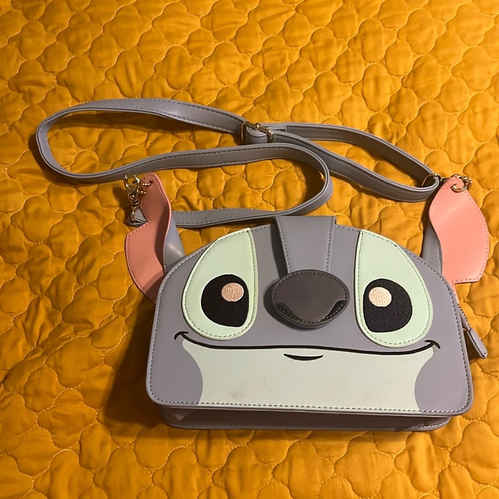 Loungefly Stitch Purse - Gem